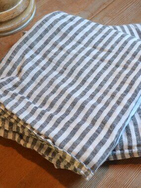 2 Brooklinen 100% Linen Pillowcases Charcoal Chambray Stripes KING